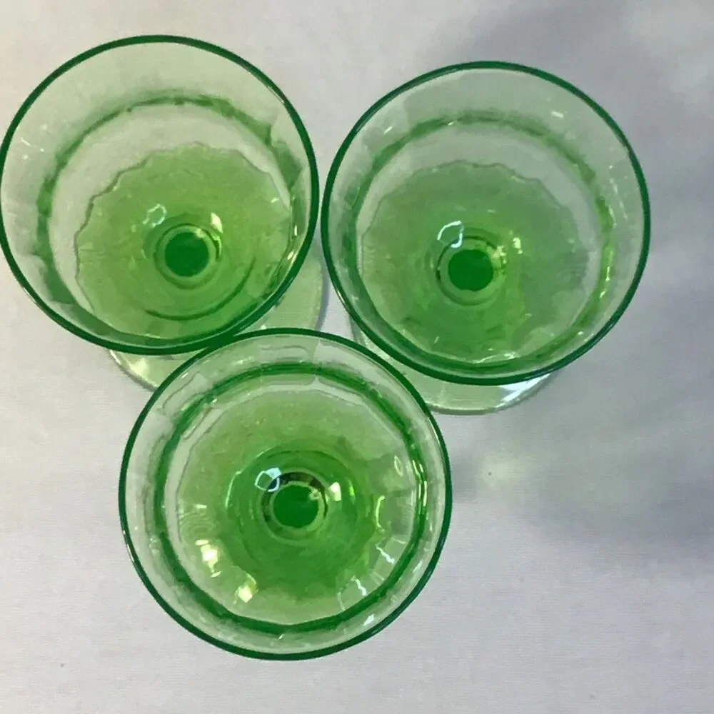 Vintage Green Cordial or Small Wine Glasses Set Of 3